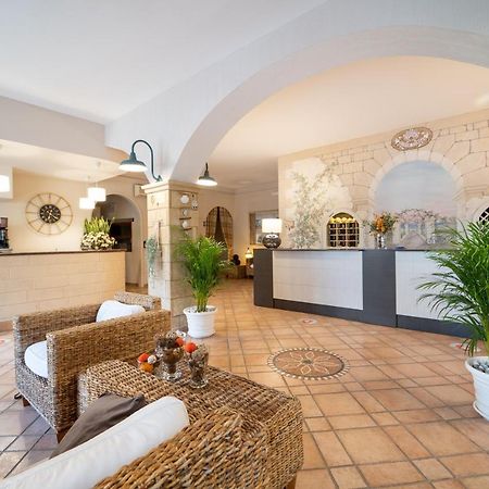 Hotel Costa D'Oro ตอร์เร โอโว ภายนอก รูปภาพ