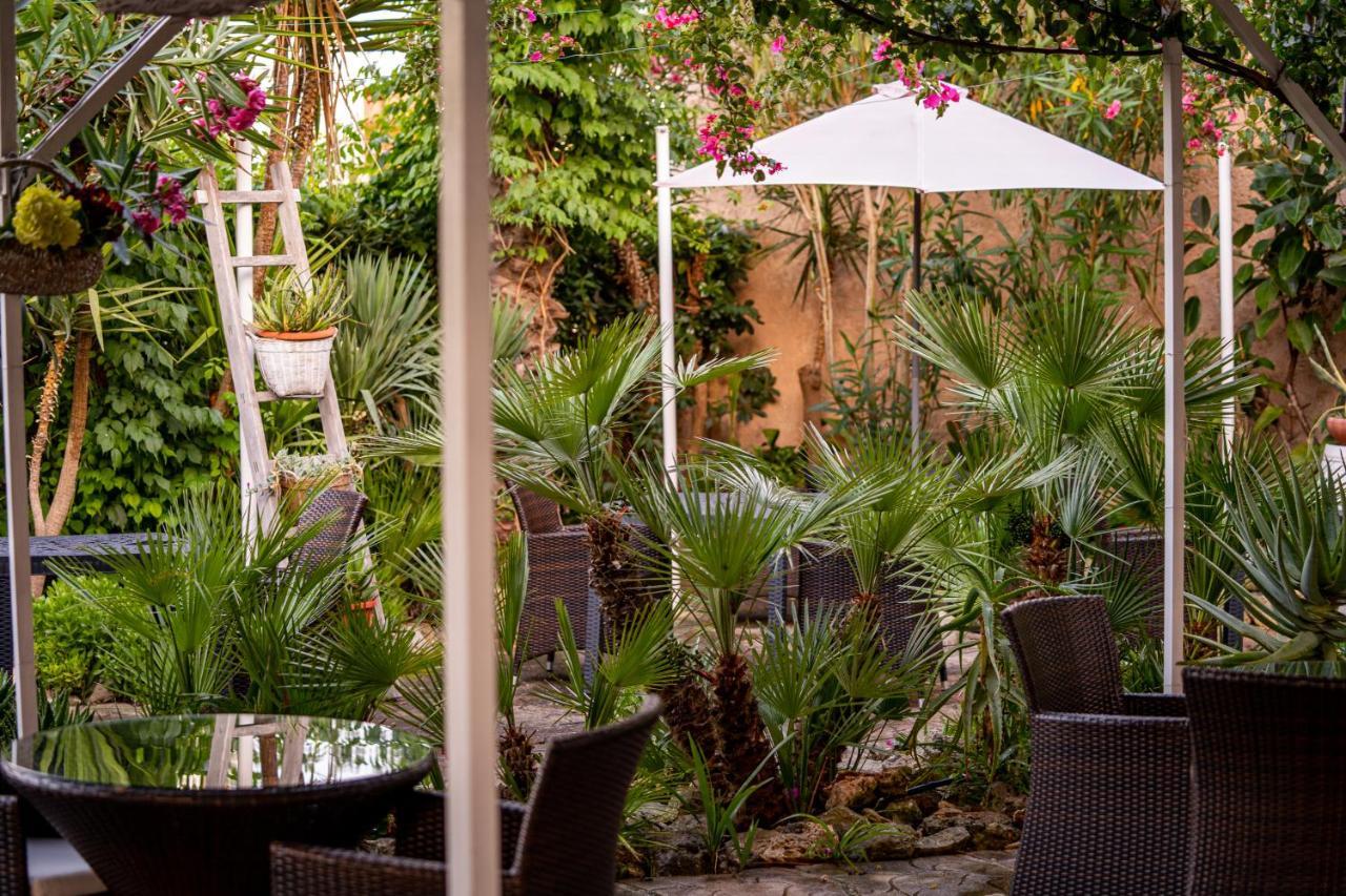 Hotel Costa D'Oro ตอร์เร โอโว ภายนอก รูปภาพ