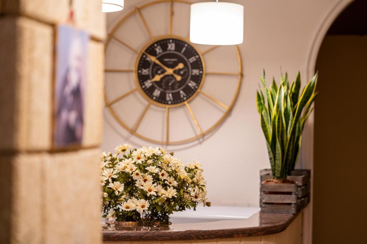Hotel Costa D'Oro ตอร์เร โอโว ภายนอก รูปภาพ