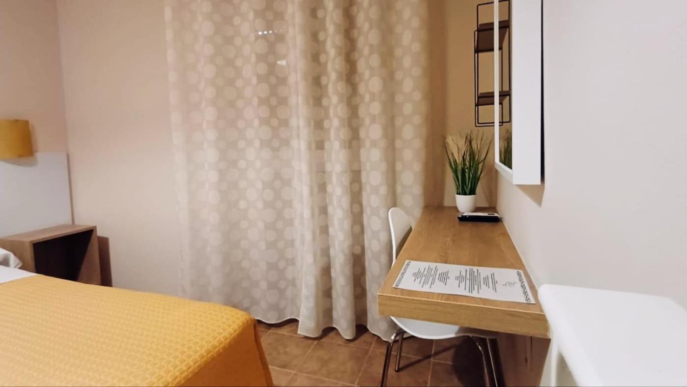 Hotel Costa D'Oro ตอร์เร โอโว ภายนอก รูปภาพ